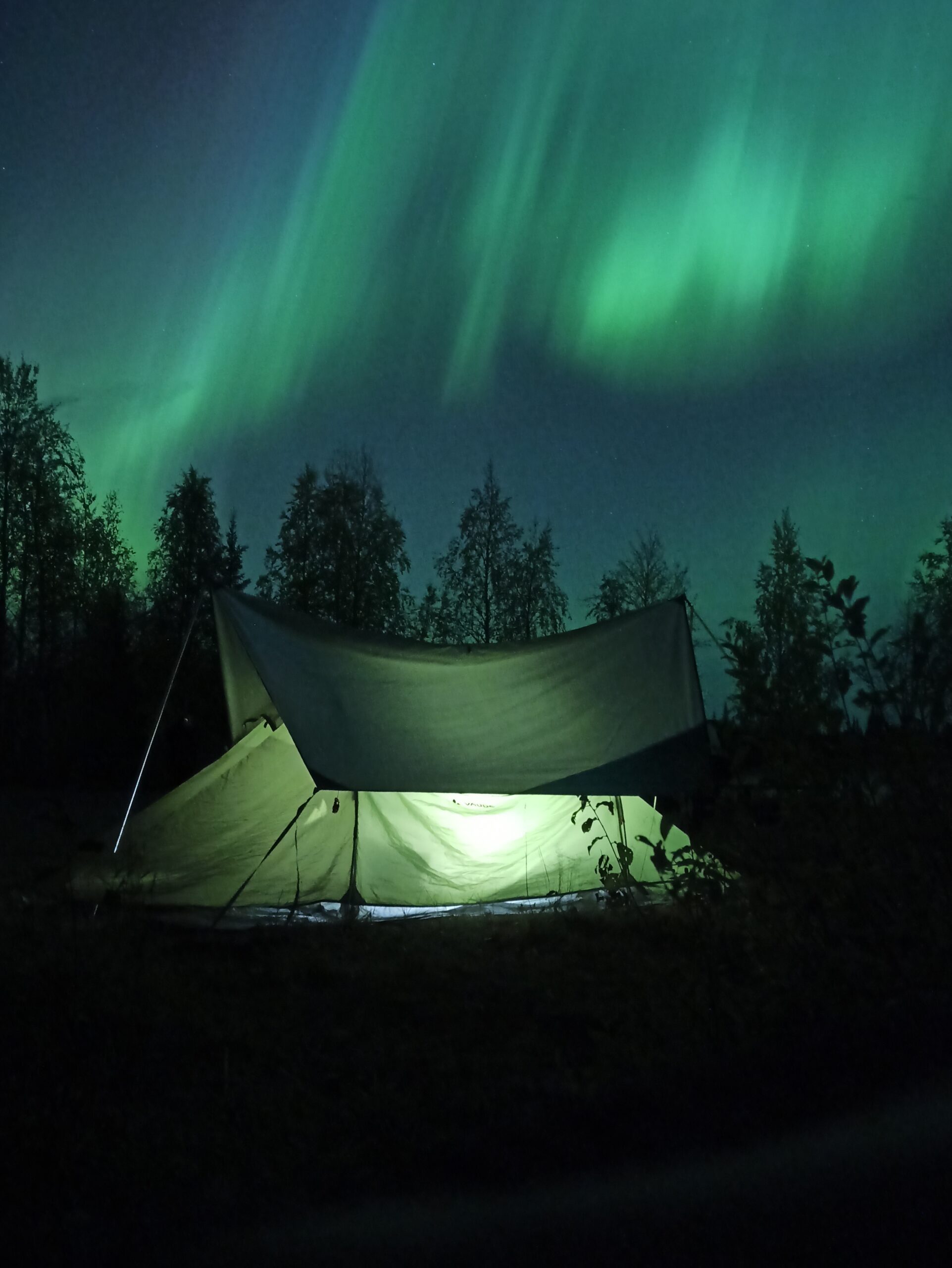 Polarlichter beim Zelten Polarlichter beim Zelten